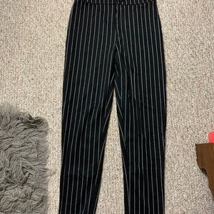 Size M pants